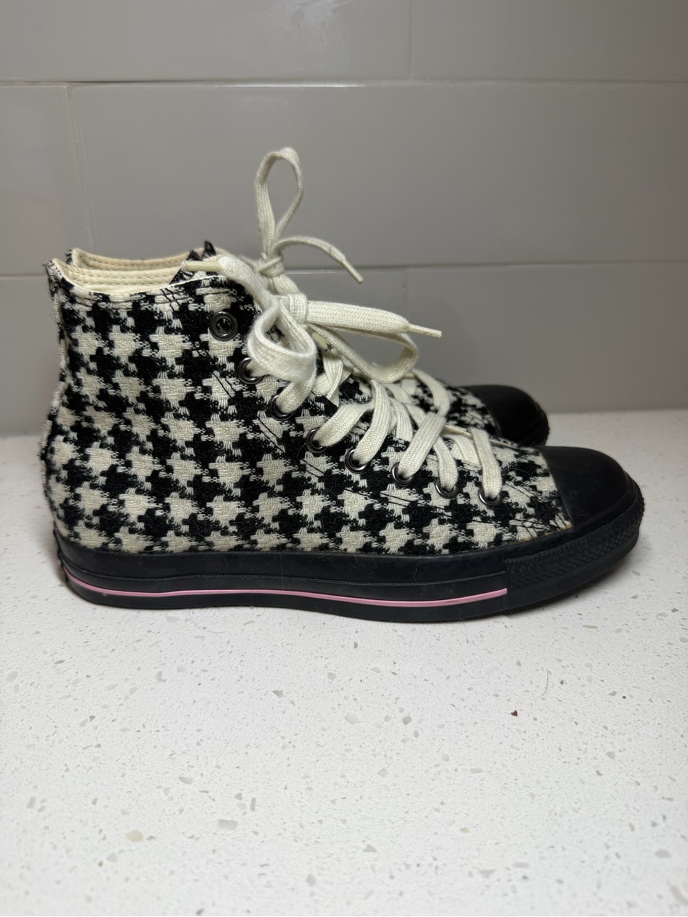 Converse Houndstooth High Tops - Black & Cream size 9 womens retro sneakers shoe